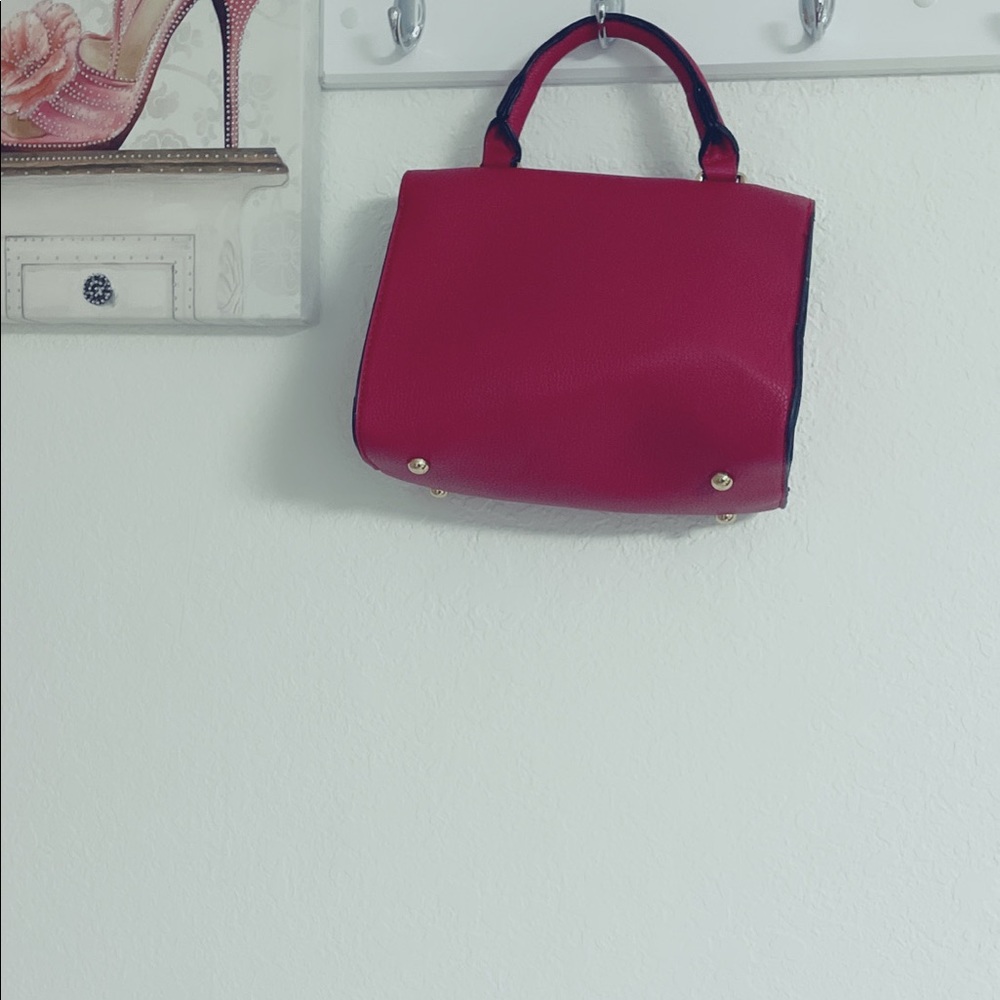 Bags - Picture 4 of 5